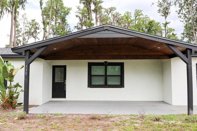 730 CRYSTAL LAKE RD, Lutz, FL 33548