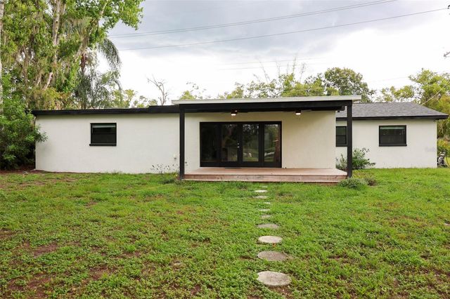 730 CRYSTAL LAKE RD, Lutz, FL 33548