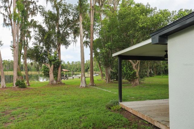 730 CRYSTAL LAKE RD, Lutz, FL 33548