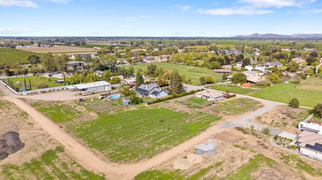 1478 N Belmont E, Exeter, CA 93221