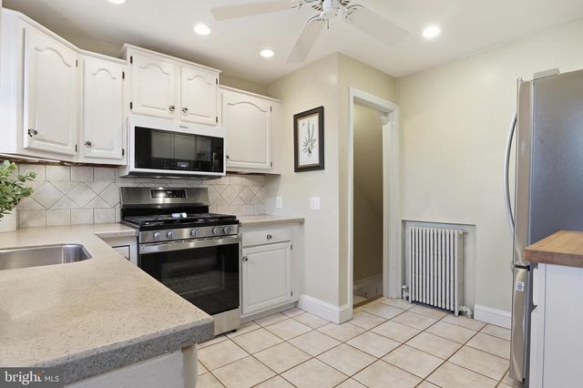 357 OLD GARDEN LN, York, PA 17403