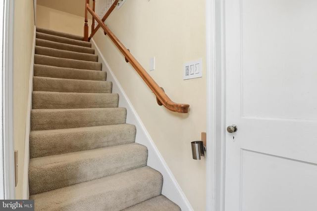 357 OLD GARDEN LN, York, PA 17403