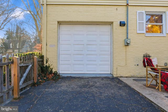 357 OLD GARDEN LN, York, PA 17403