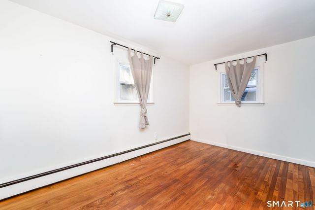 110 Valley Road, Groton, CT 06340