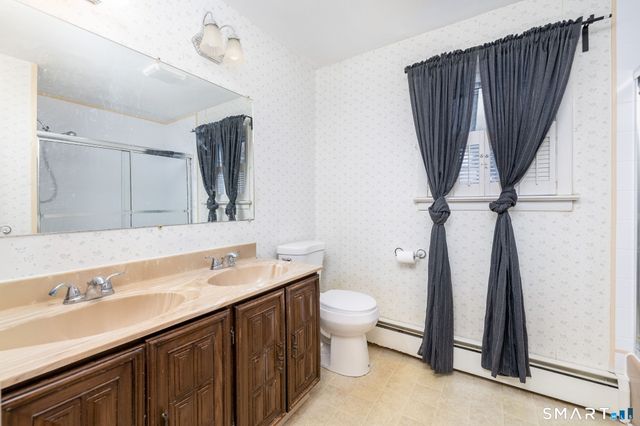 110 Valley Road, Groton, CT 06340