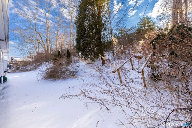 110 Valley Road, Groton, CT 06340