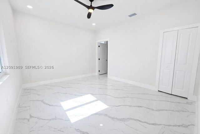 4818 24th ST 4818, Lehigh Acres, FL 33973