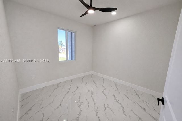 4818 24th ST 4818, Lehigh Acres, FL 33973