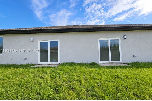 4818 24th ST 4818, Lehigh Acres, FL 33973