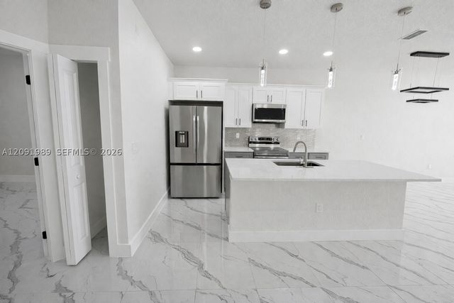 4818 24th ST 4818, Lehigh Acres, FL 33973