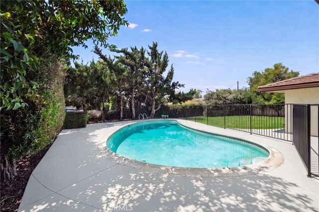 458 W Winnie Way, Arcadia, CA 91007