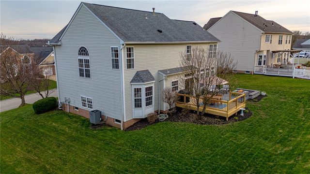 163 Valley View Dr, Rostraver, PA 15012