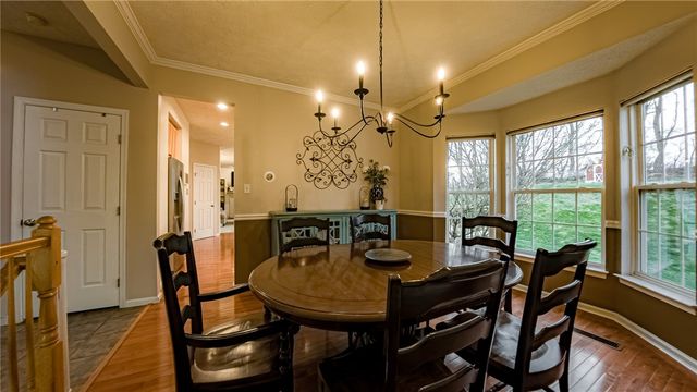 163 Valley View Dr, Rostraver, PA 15012