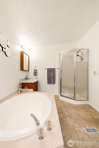 18000 Applegate Street SW, Rochester, WA 98579