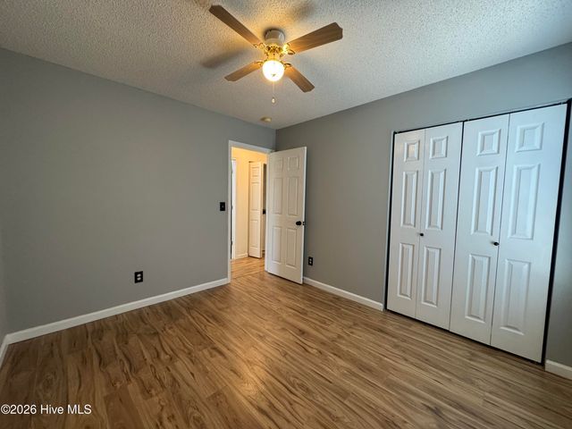 8667 Orchard Loop Road NE, Leland, NC 28451