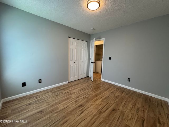 8667 Orchard Loop Road NE, Leland, NC 28451