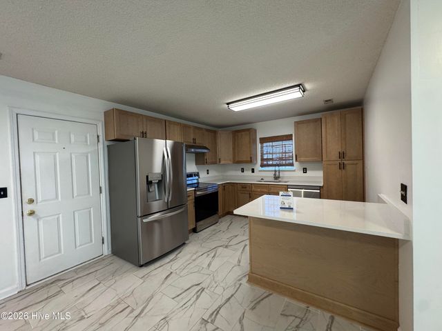 8667 Orchard Loop Road NE, Leland, NC 28451