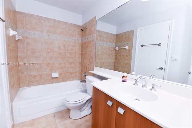 1011 Crystal Way D D, Delray Beach, FL 33444