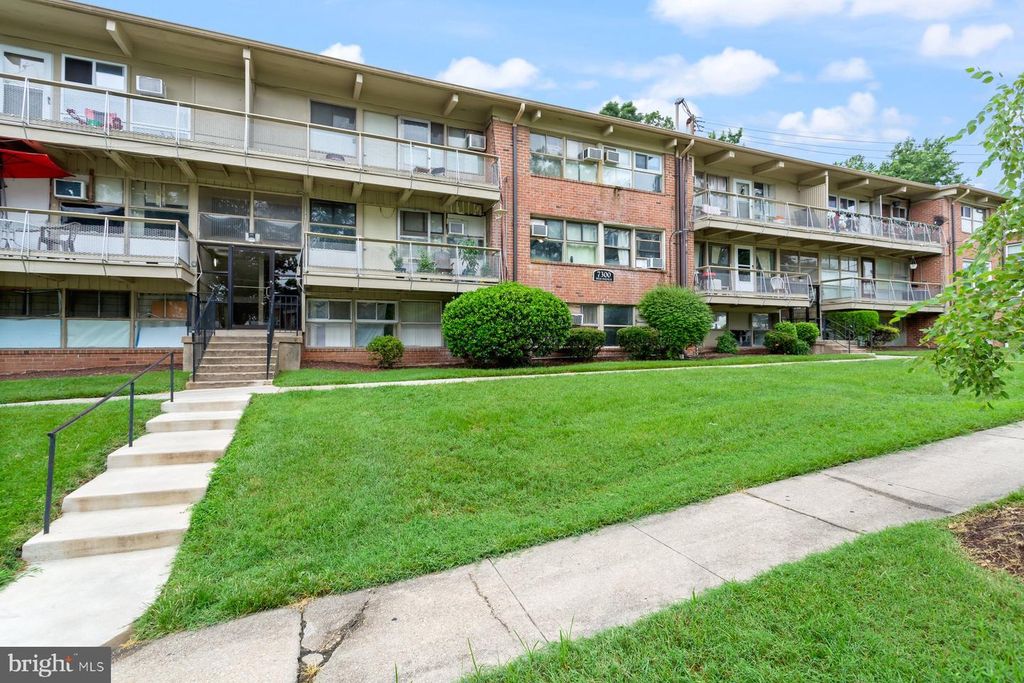 7300 18TH AVE #13, Hyattsville, MD 20783