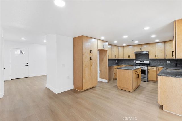 1730 N Vista Avenue, Rialto, CA 92376