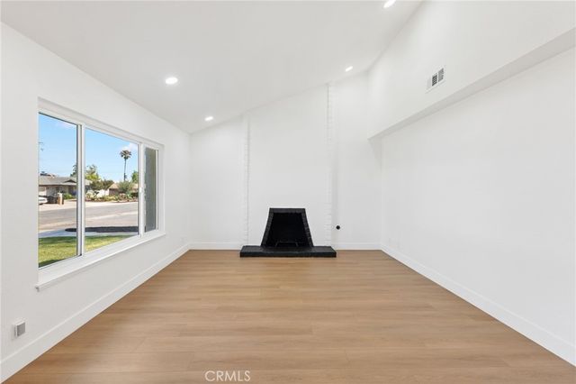 1730 N Vista Avenue, Rialto, CA 92376