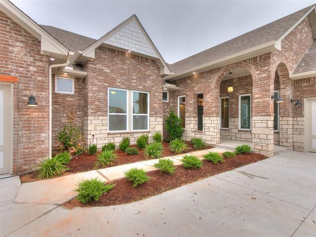 4046 Black Rock Lane, Newcastle, OK 73072