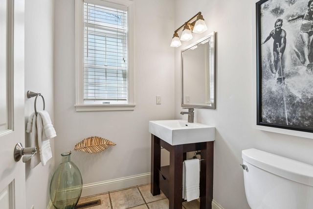 5616 Wooddale Avenue, Edina, MN 55424