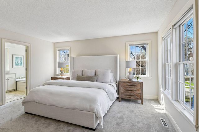 5616 Wooddale Avenue, Edina, MN 55424