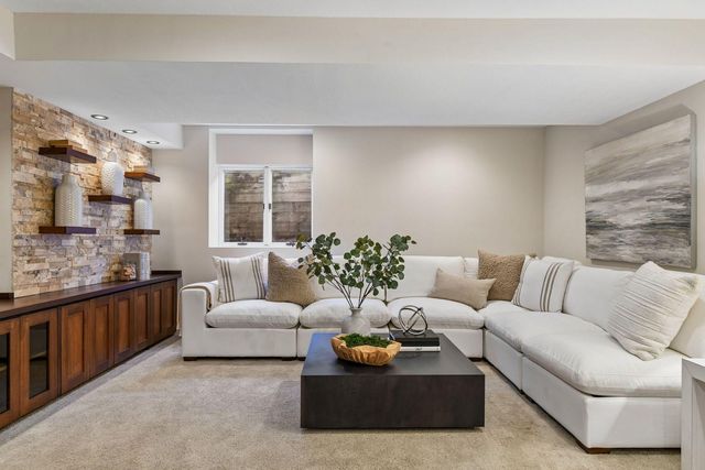 5616 Wooddale Avenue, Edina, MN 55424