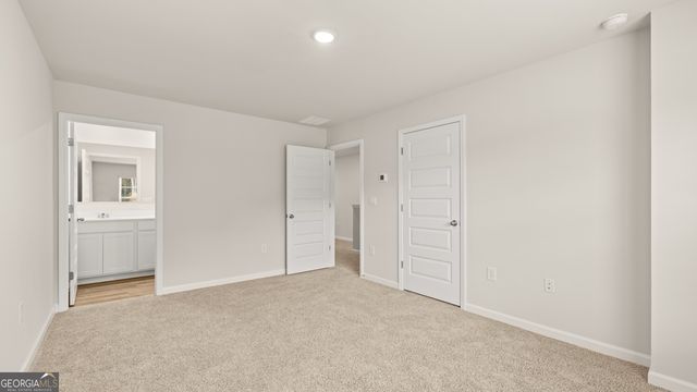 2033 Windward Road, Stone Mountain, GA 30088