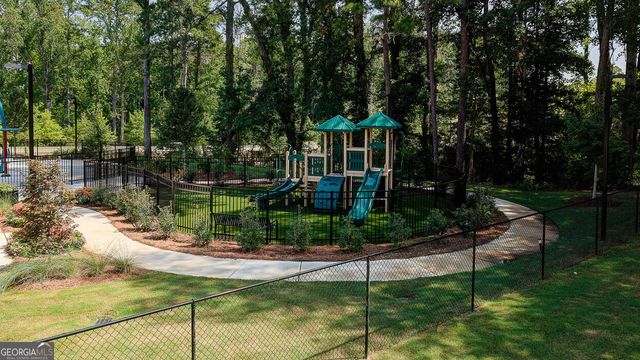 2033 Windward Road, Stone Mountain, GA 30088