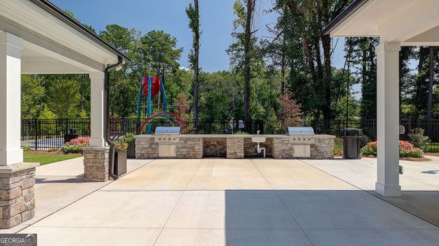 2033 Windward Road, Stone Mountain, GA 30088