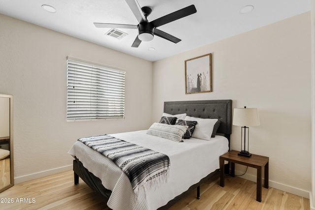 11240 E RAMONA Avenue, Mesa, AZ 85212