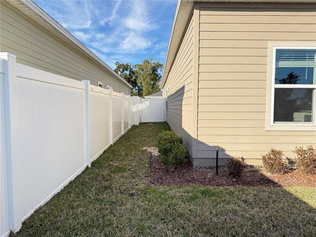 7656 SW 74TH LOOP, Ocala, FL 34481