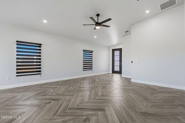 653 Yuma Desert, Chaparral, NM 88081