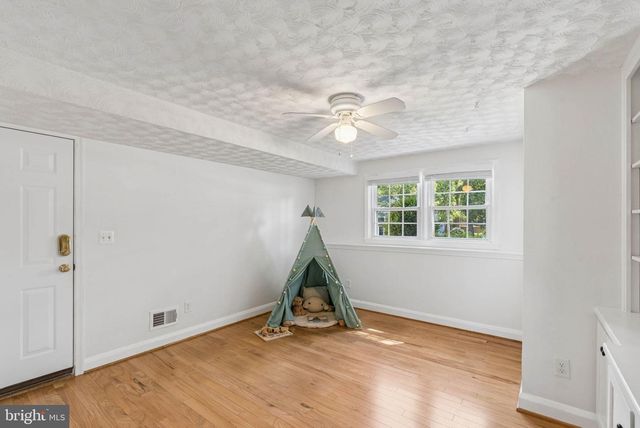 106 E AYLESBURY RD, Lutherville Timonium, MD 21093