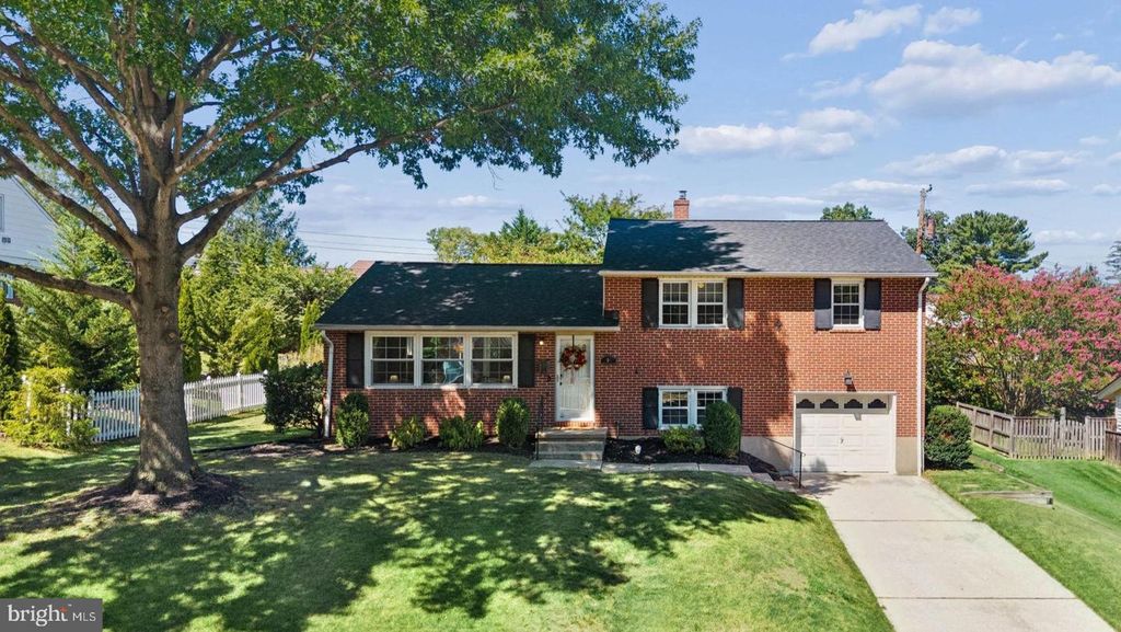 106 E AYLESBURY RD, Lutherville Timonium, MD 21093
