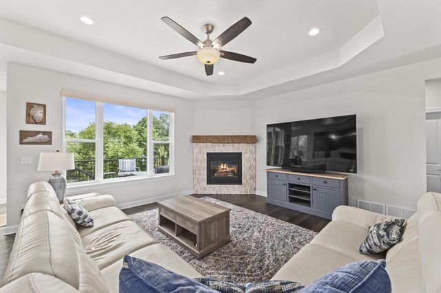 1907 N Teton TRAIL, Grafton, WI 53024