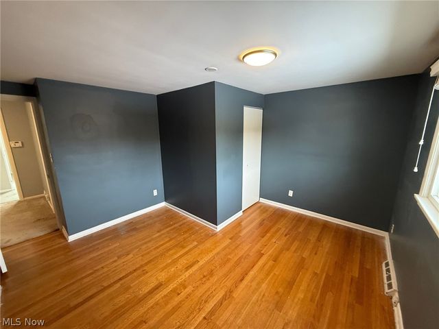 2021 Aldersgate Drive, Lyndhurst, OH 44124