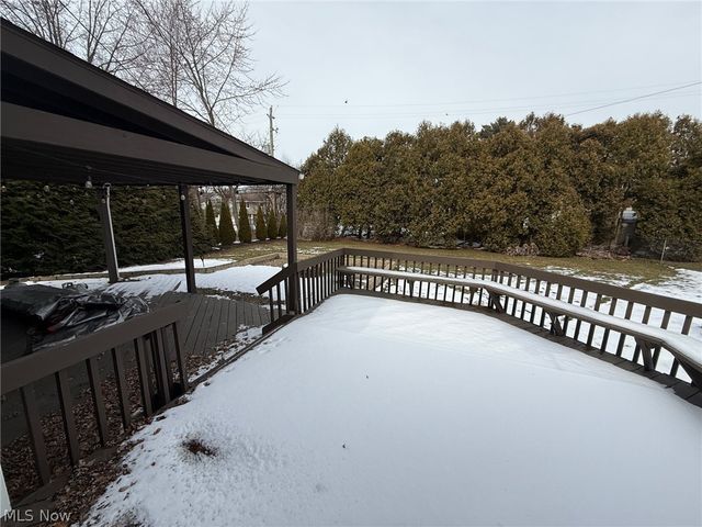 2021 Aldersgate Drive, Lyndhurst, OH 44124