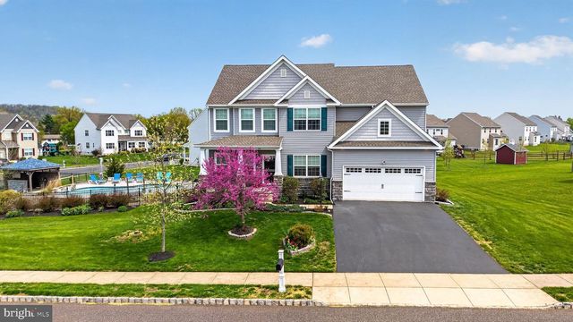 34 FURLONG RD, Douglassville, PA 19518