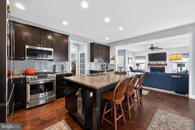 34 FURLONG RD, Douglassville, PA 19518