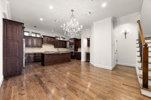 2409 Commonwealth Street, Houston, TX 77006