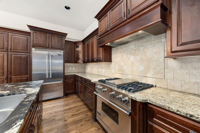 2409 Commonwealth Street, Houston, TX 77006