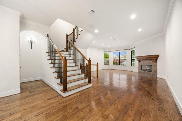 2409 Commonwealth Street, Houston, TX 77006