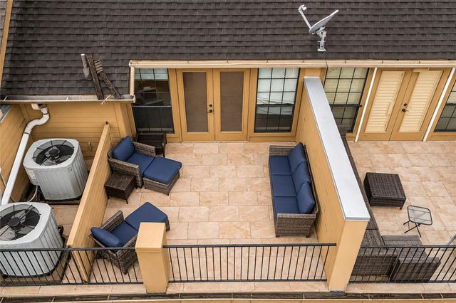 2409 Commonwealth Street, Houston, TX 77006