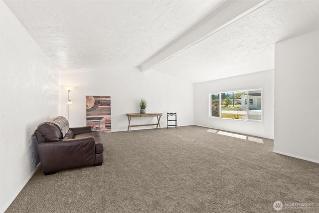 466 Garfield Avenue E, Tenino, WA 98589