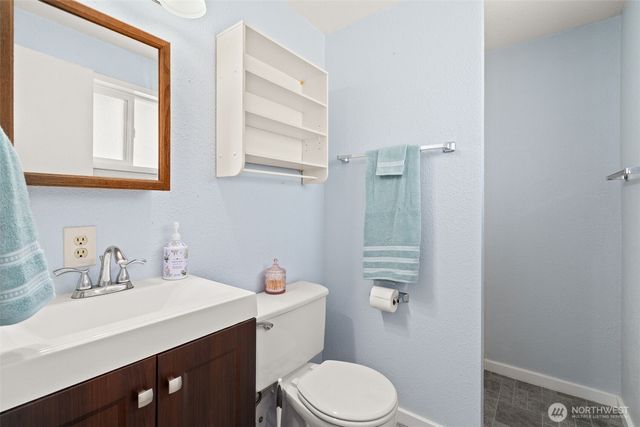 466 Garfield Avenue E, Tenino, WA 98589