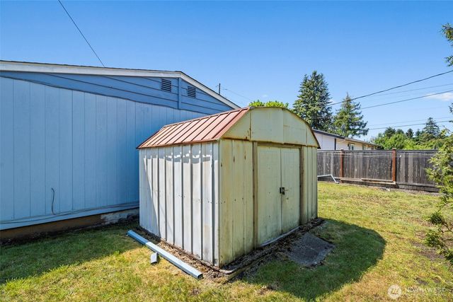 466 Garfield Avenue E, Tenino, WA 98589