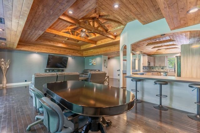 1305 River Rd, Modesto, CA 95351